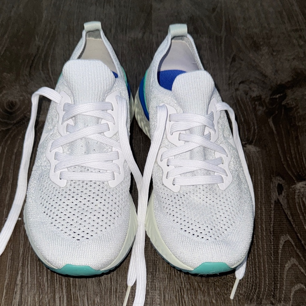 Women’s Nike Epic React Flyknit 2